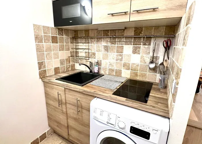 Apartment Saintonge Marais 3e *